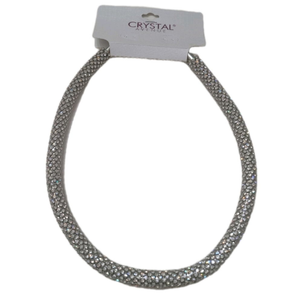 NWT Crystal Avenue Silver Mesh Rhinestone Statement Necklace